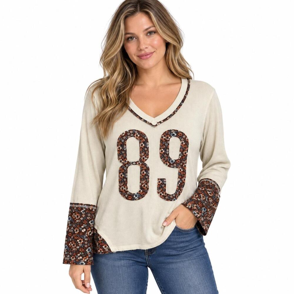 POL Shirt Womens Large White 89 Floral V Neck Bell Sleeve Jersey Top Knit